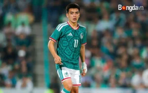 Arsenal Tranh "Thần Đồng" Mexico Với Giá 18 Triệu Bảng