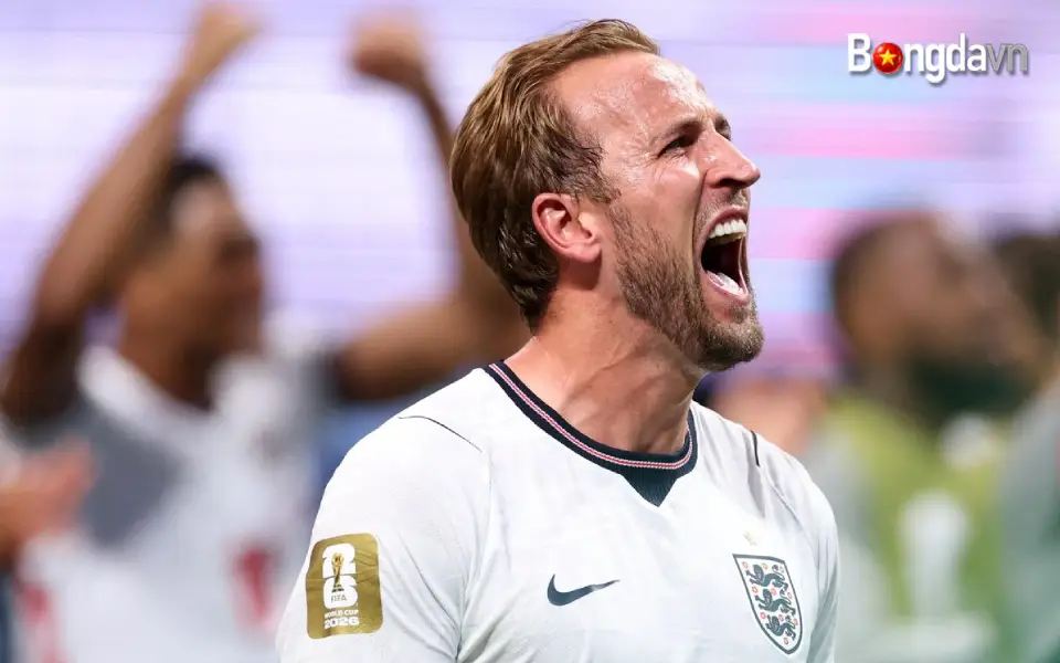 Harry Kane tỏa sáng giúp "Tam sư" ngược dòng lịch sử