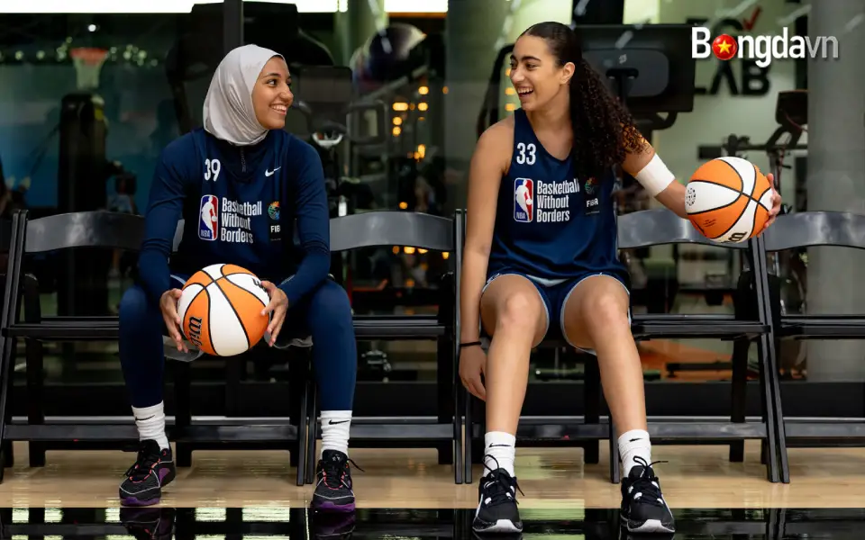 Học Viên Trại Hè BWB Được Huấn Luyện Bởi Dàn Sao Chuyên Nghiệp WNBA & FIBA