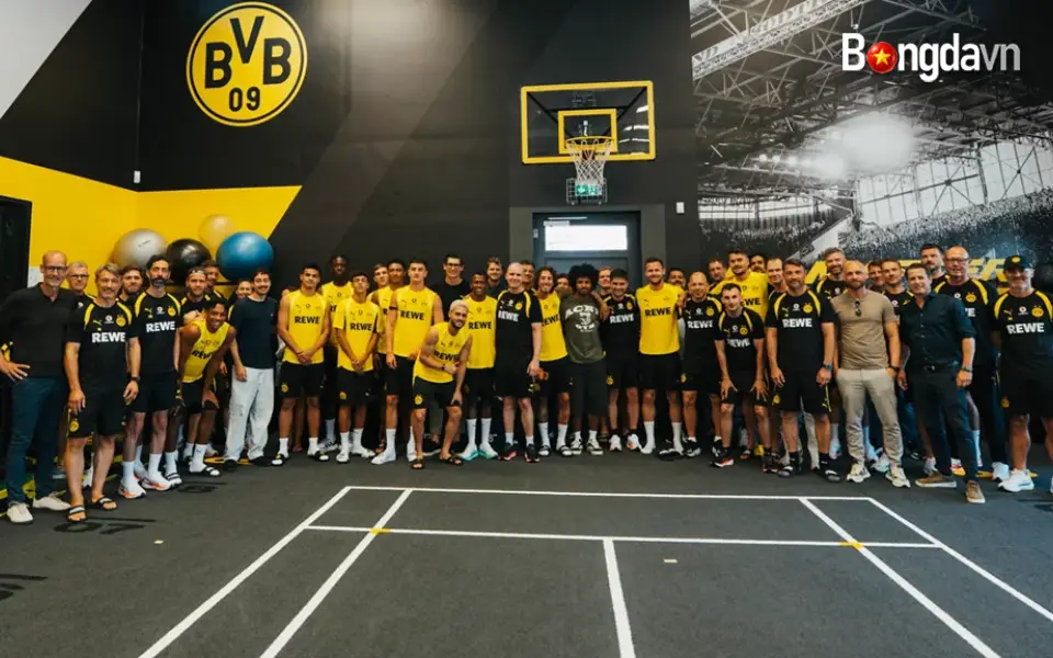 Lời chia tay đầy xúc động của Karim Adeyemi với BVB
