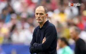 Tuchel không bị FA sa thải