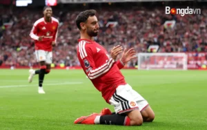 Bruno Fernandes đã có màn trình diễn siêu hạng trước Ipswich Town