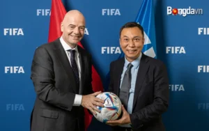 Chủ tịch FIFA Gianni Infantino và Chủ tịch VFF Trần Quốc Tuấn