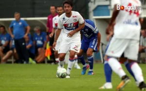 Clément Grenier đã mặc áo đấu CV 154 lần từ năm 2009 đến năm 2018