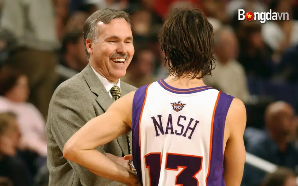 Đội Suns của Mike D'Antoni đã chơi theo một phong cách khác biệt so với bất kỳ đội nào khác vào đầu những năm 2000