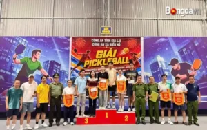 Gần 40 tay vợt tranh tài tại Giải Pickleball Công an xã Biển Hồ
