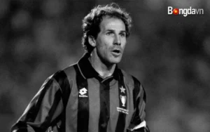 huyền thoại vĩ đại của bóng đá Ý Baresi