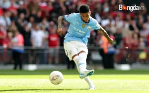 Savinho chuẩn bị cập bến Tottenham