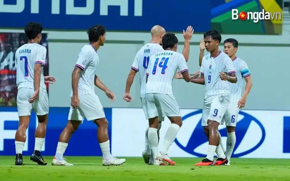 Tuyển Việt Nam Đè Bẹp Thái Lan Về Mọi Chỉ Số Ở ASEAN Cup 2 Thái Lan ghi 13 bàn còn Việt Nam là 15