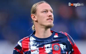 Thủ môn của PSG ngất xỉu